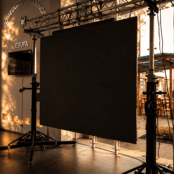 Alquiler de pantallas LED para producción de eventos profesionales